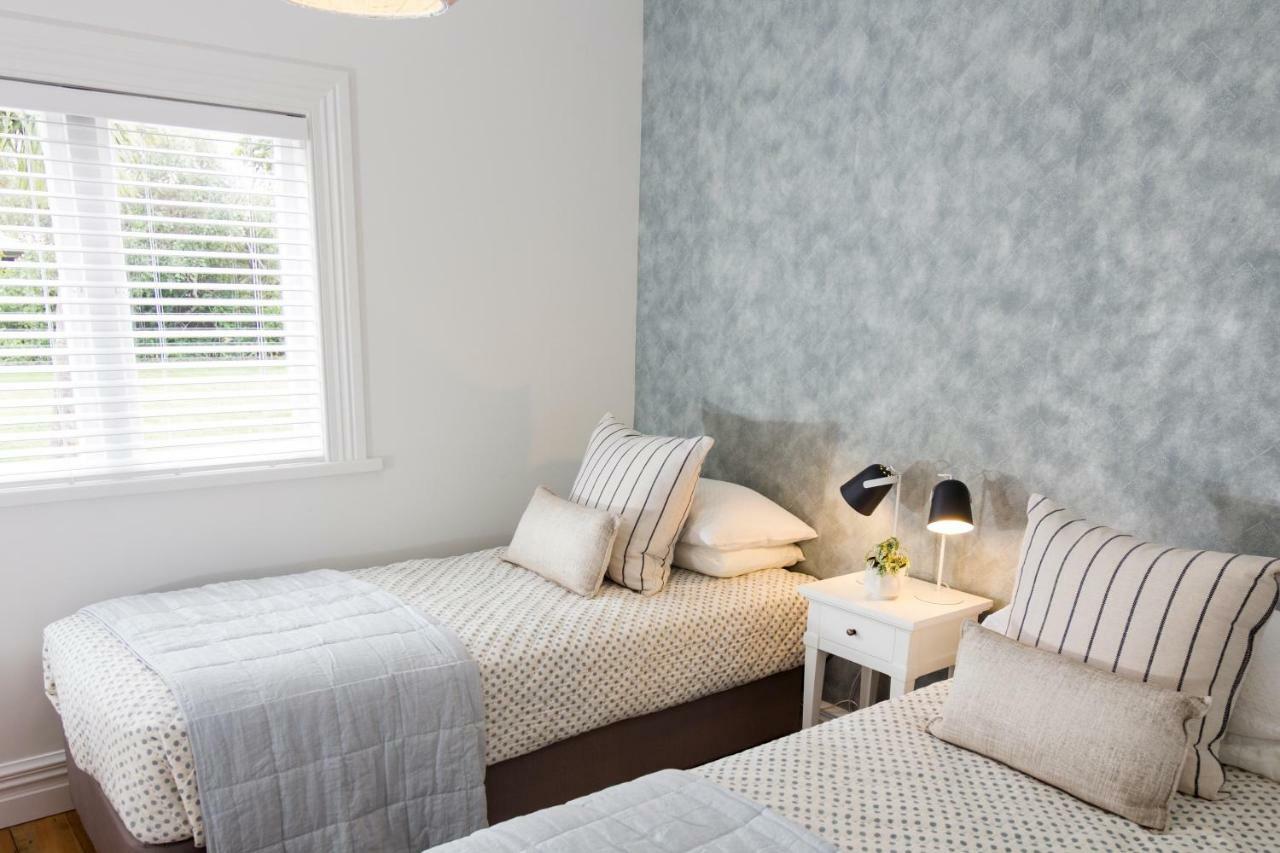 White Cottage Matakana Luaran gambar